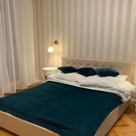 New Oldtown Apartment Near St Martin Cathedral, Ac, Balcony Bratislava Dış mekan fotoğraf